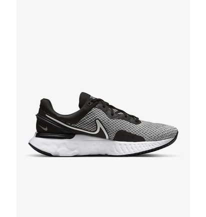 Кросівки чоловічі Nike React Miler 3 Black/White Dd0490-101