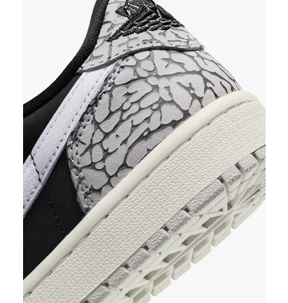 Кросівки жіночі Air Jordan Air 1 Low Og Shoes Grey/Black CZ0775-001