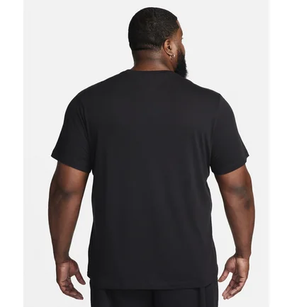 Футболка мужская Nike Sportswear T-Shirt Black FQ3772-010