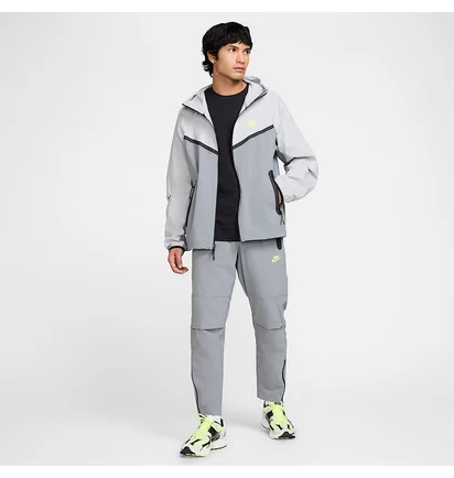 Штаны мужские Nike Tech Woven Grey IB6663-065