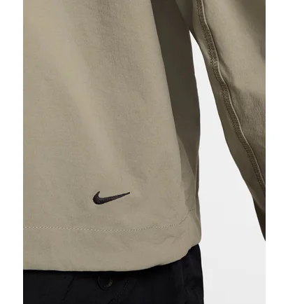 Вітровка чоловіча Nike Tech Woven Camo HM7151-320