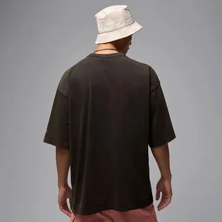 Футболка чоловіча Air Jordan Reissue Graphic Oversized T-Shirt Black HQ8982-010