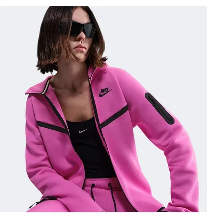 Спортивний костюм жіночий Nike Sportswear Tech Fleece Pink HV6747-675__HV6779-675