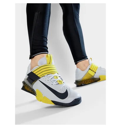 Кросівки унісекс Nike Savaleos CV5708-007