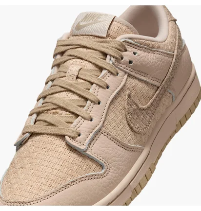 Кроссовки женские Nike Dunk Low Beige IB7947-126