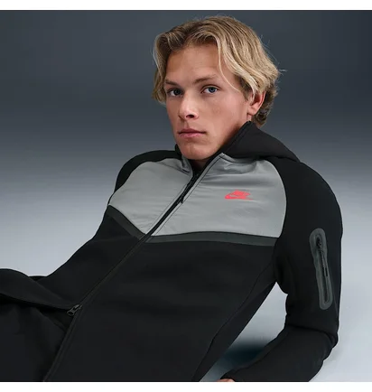 Спортивный костюм мужской Nike Tech Fleece Black/Grey IH4302-010__IH4303-010
