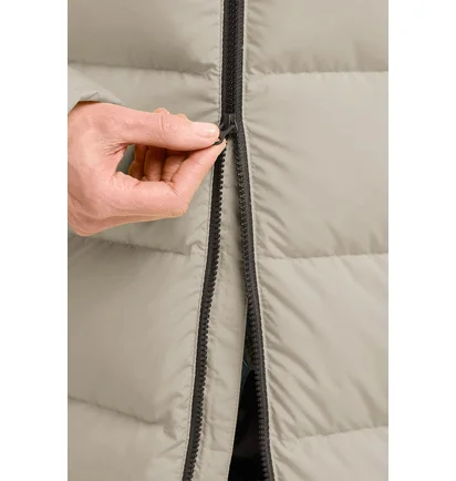 Пуховик жіночий Jack Wolfskin Frozen Palace Beige 1204133A-0056