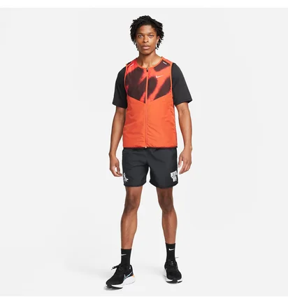Жилетка мужская Nike Therma Fir Repel Wild Run Vest Orange DD6207-816