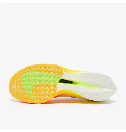 Кросівки чоловічі Nike Zoomx Vaporfly Next Percent 3 White DV4129-101