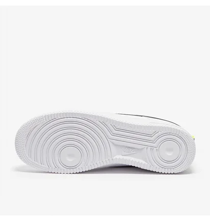 Кросівки чоловічі Nike Sportswear Air Force 1 07 White Dz4510-100