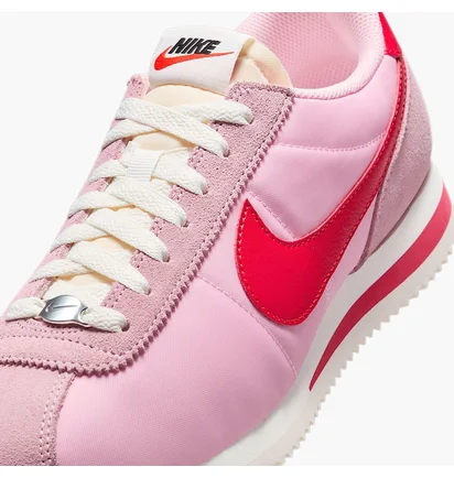 Кросівки жіночі Nike Cortez Pink/Red HF9994-600
