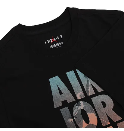 Футболка чоловіча Air Jordan M J Jmc Ss Gfx Crew Black DC9354-010