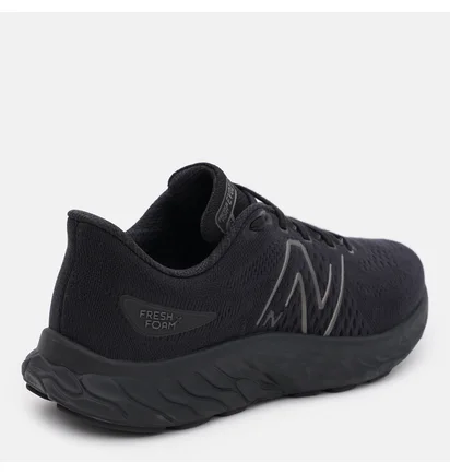 Кроссовки мужские New Balance Ff X Evoz V3 Black MEVOZTB3