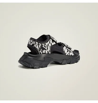 Сандалі жіночі Adidas By Stella Mccartney Hika Outdoor Sandals Black/White IF1797