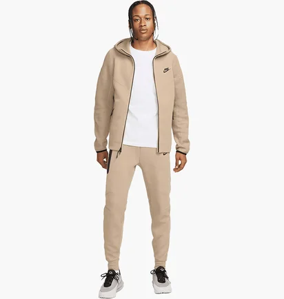 Спортивный костюм мужской Nike Sportswear Tech Fleece Windrunner Tracksuit Beige FB7921-247__FB8002-247