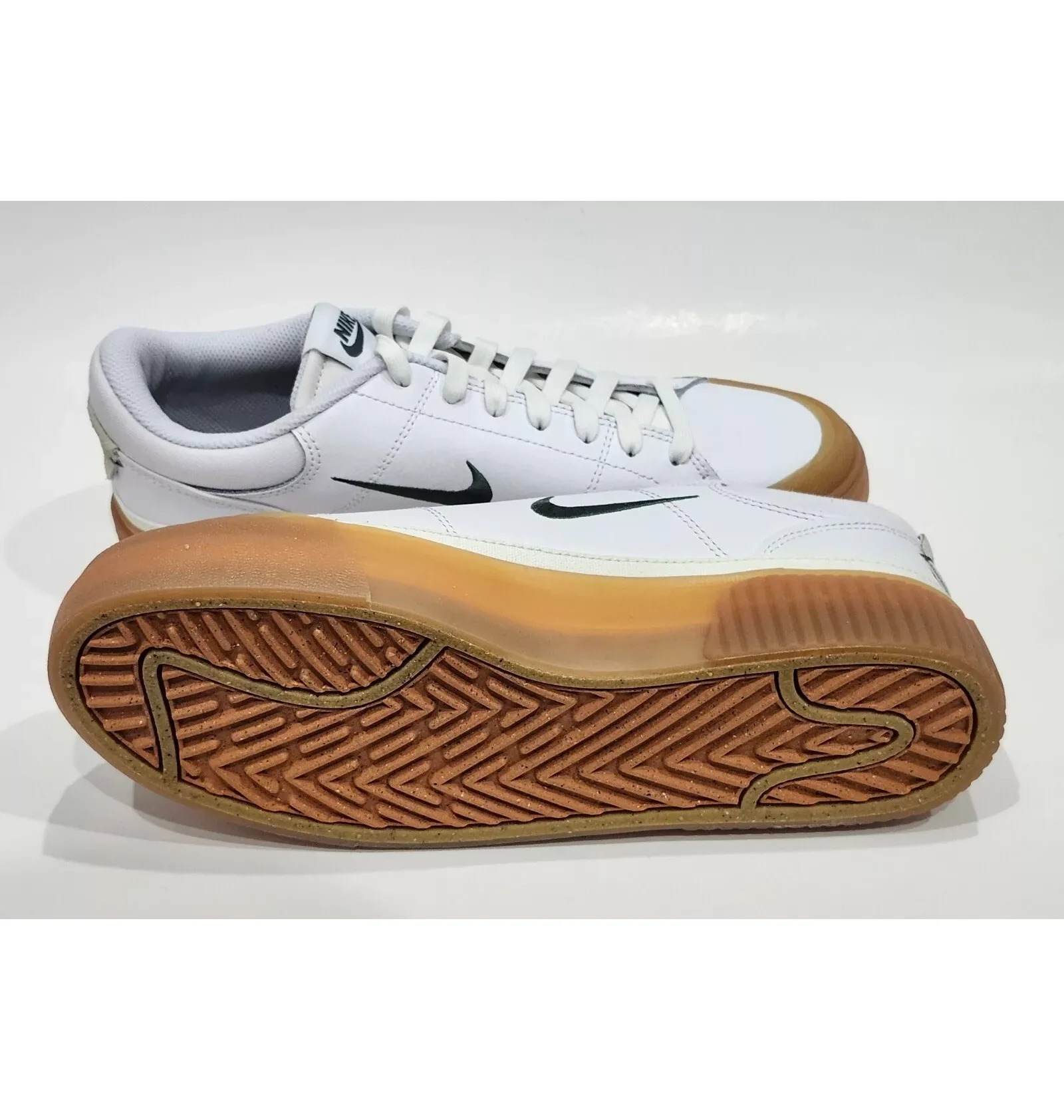 ᐉ Кроссовки женские Nike Court Legacy Lift White FV5526-100
