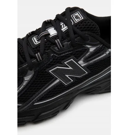 Кроссовки мужские New Balance 740 Black U740ZC2
