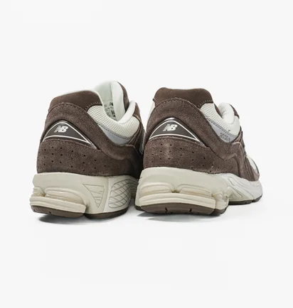 Кросівки чоловічі New Balance 2002R Brown/White M2002RAD