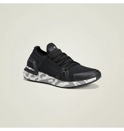 Кроссовки женские Adidas By Stella Mccartney Ultraboost Dna Shoes Black IH0087