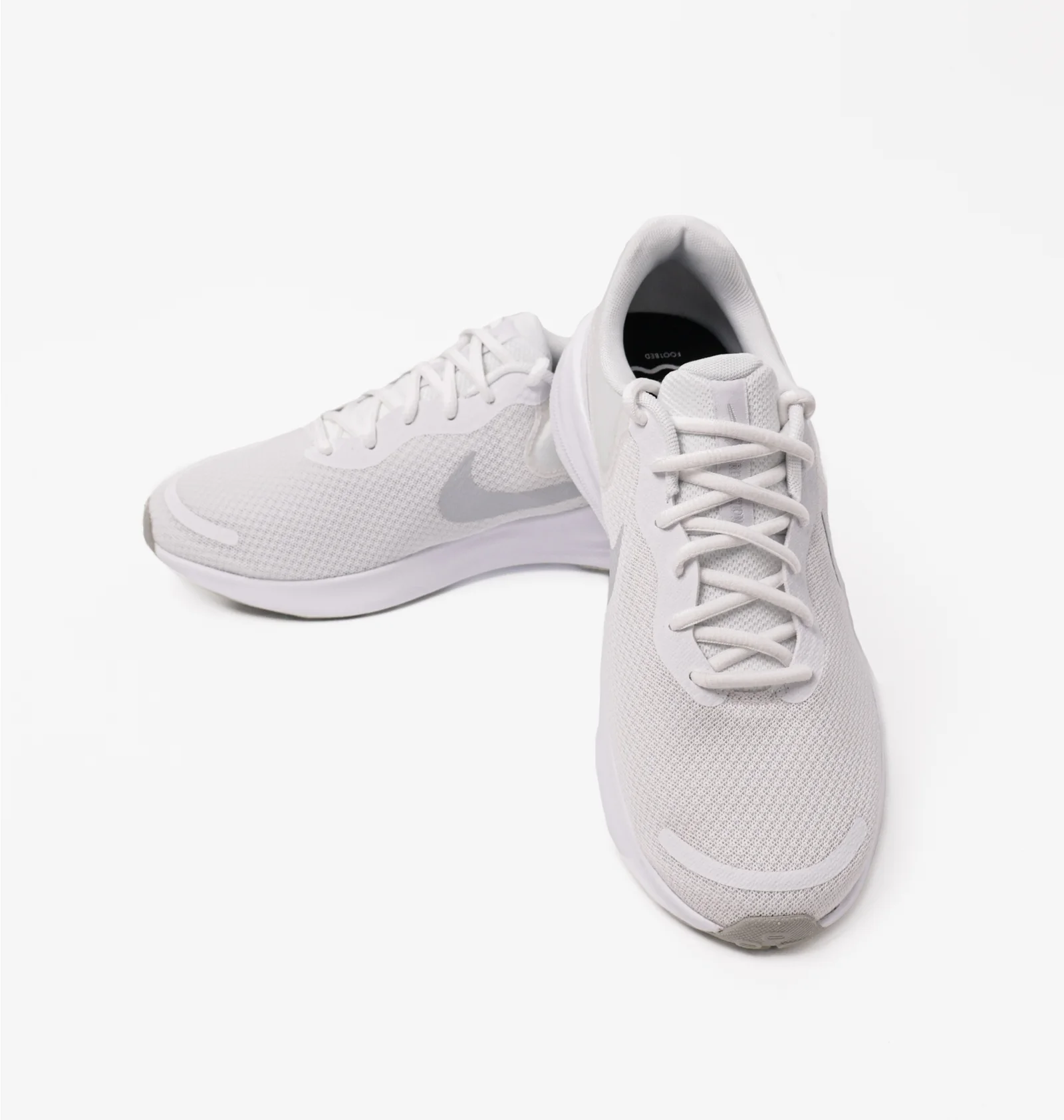 ᐉ Кросівки чоловічі Nike Revolution 7 White FB2207-100 - придбати