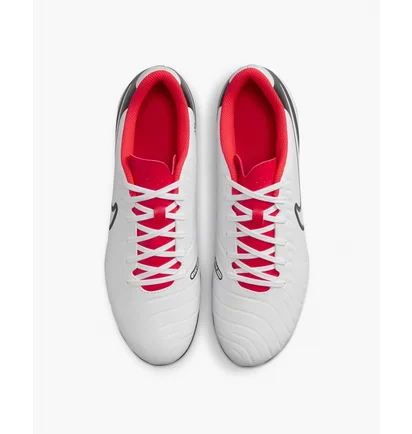 Бутсы унисекс Nike Tiempo Legend 10 Club White DV4344-100