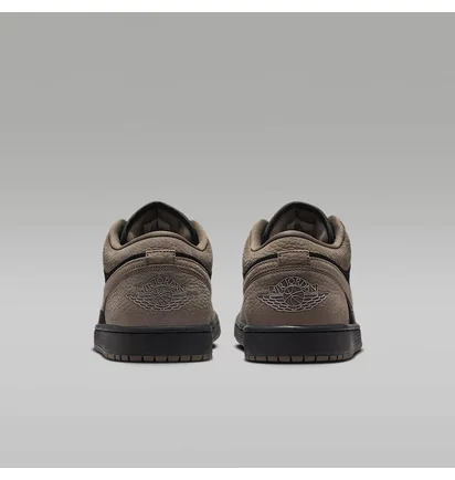 Кроссовки мужские Air Jordan 1 Low Beige/Black IB7109-005