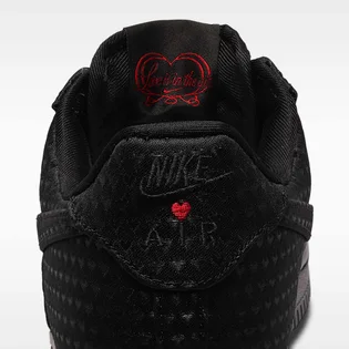 Кроссовки мужские Nike Air Force 1 Retro Valentine’S Day MenS Shoes Black IB6836-001
