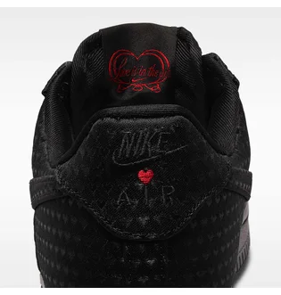 Кроссовки мужские Nike Air Force 1 Retro Valentine’S Day MenS Shoes Black IB6836-001