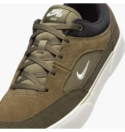 Кроссовки мужские Nike Malor Medium Olive FV6064-200