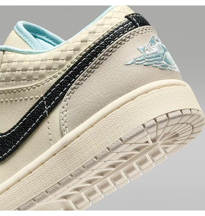 Кросівки чоловічі Air Jordan 1 Low Woven Beige HQ3440-101