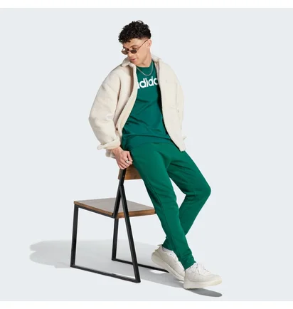 Штаны мужские Adidas Essentials Fleece Regular Tapered Joggers Green IJ8892