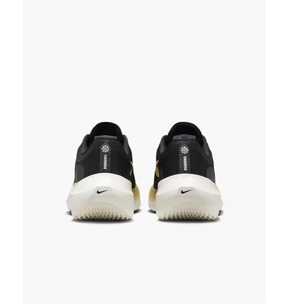 Кросівки чоловічі Nike Zoom Fly 5 Road Running Shoes Black DM8968-002