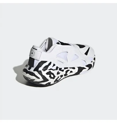 Кроссовки женские Adidas By Stella Mccartney Ultraboost 22 Running Shoes White Gy4410