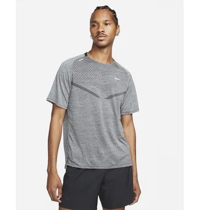 Футболка мужская Nike Dri-Fit Adv Techknit Ultra Grey Dm4753-010