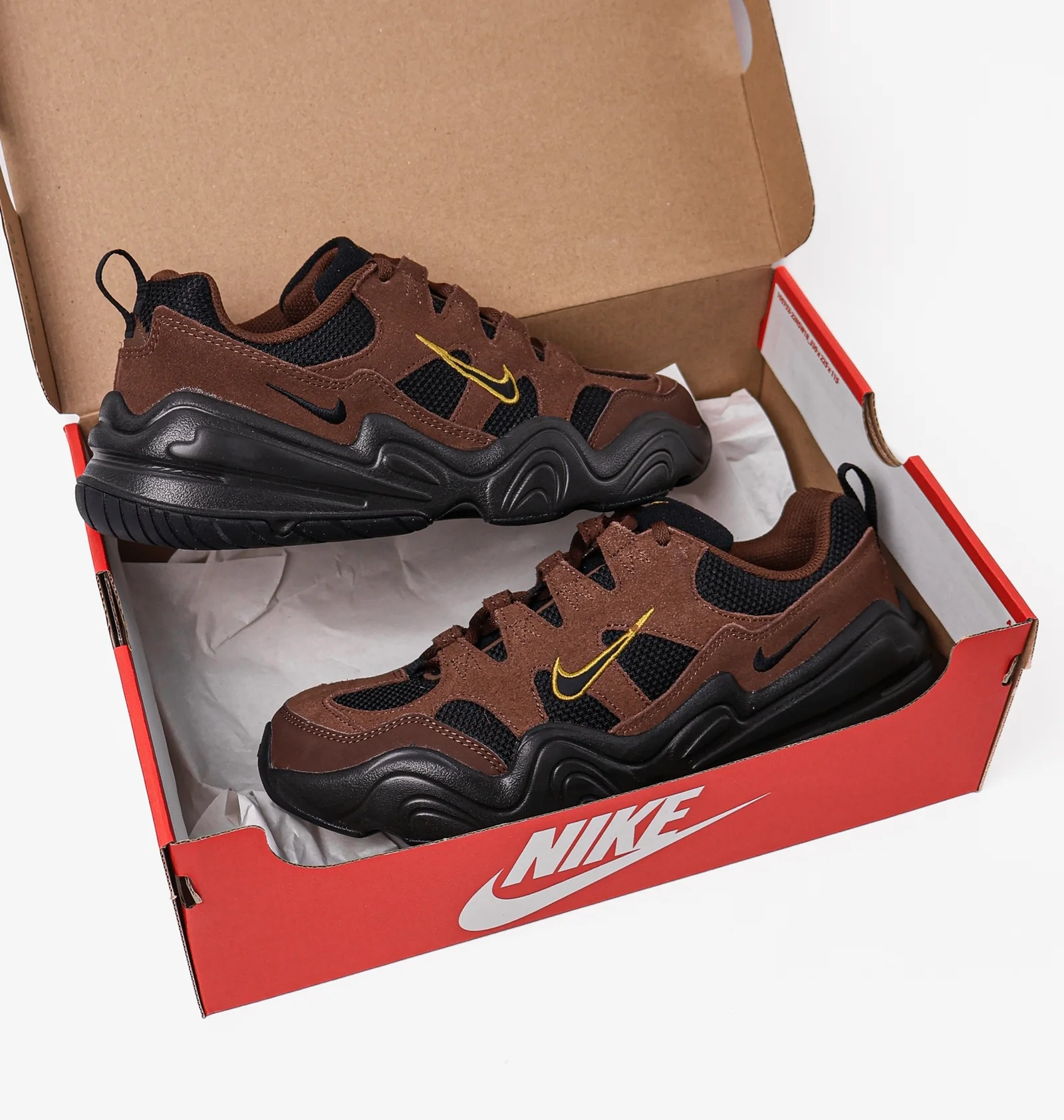 ᐉ Кросівки чоловічі Nike Tech Hera MenS Shoes Brown/Black FJ9532