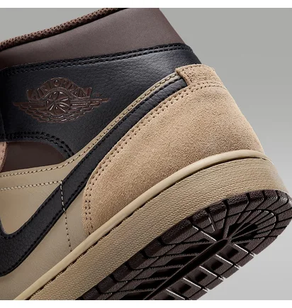 Кроссовки мужские Air Jordan 1 Mid Brown/Beige HV6422-200