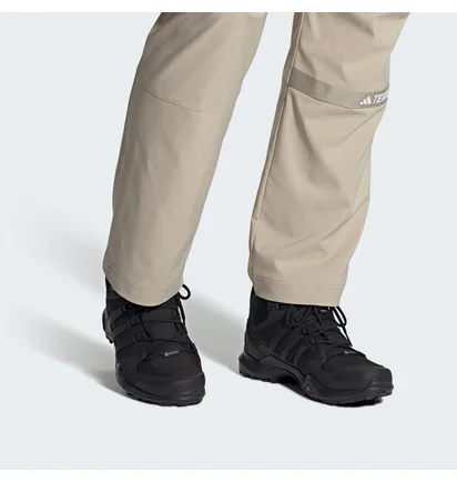 Кроссовки мужские Adidas Terrex Swift R2 Mid Gore-Tex Hiking Black IF7636