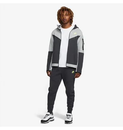 Штани чоловічі Nike Sportswear Tech Fleece Joggers Grey DV0538-060
