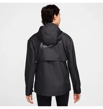 Куртка жіноча Nike Fast Repel Running Black FZ4852-010