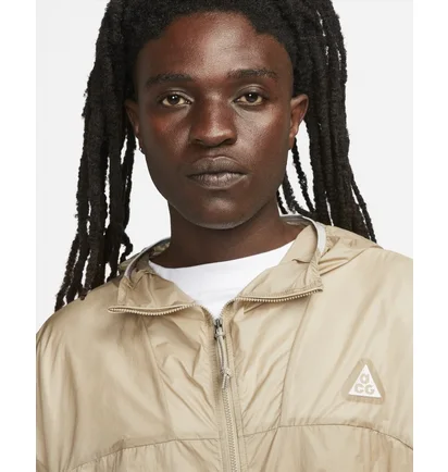 Куртка чоловіча Nike Acg Cinder Cone Windproof Jacket Beige DB0978-247
