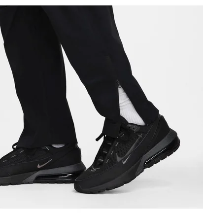 Спортивный костюм мужской Nike Tech Woven Black HM7151-010__HM8241-010