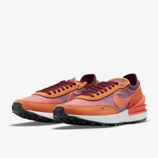 Кросівки жіночі Nike Sportswear Waffle One Orange Dn4696-600
