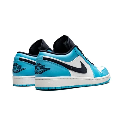 Кросівки чоловічі Air Jordan 1 Low White/Light Blue 553558-144