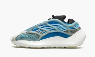 Кросівки чоловічі Adidas Yeezy 700 V3 Light Blue G54850