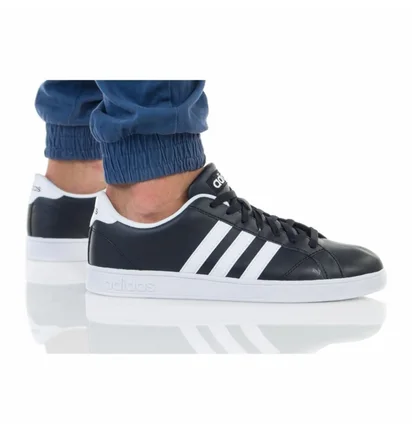 Кросівки чоловічі Adidas Baseline Black AW4617