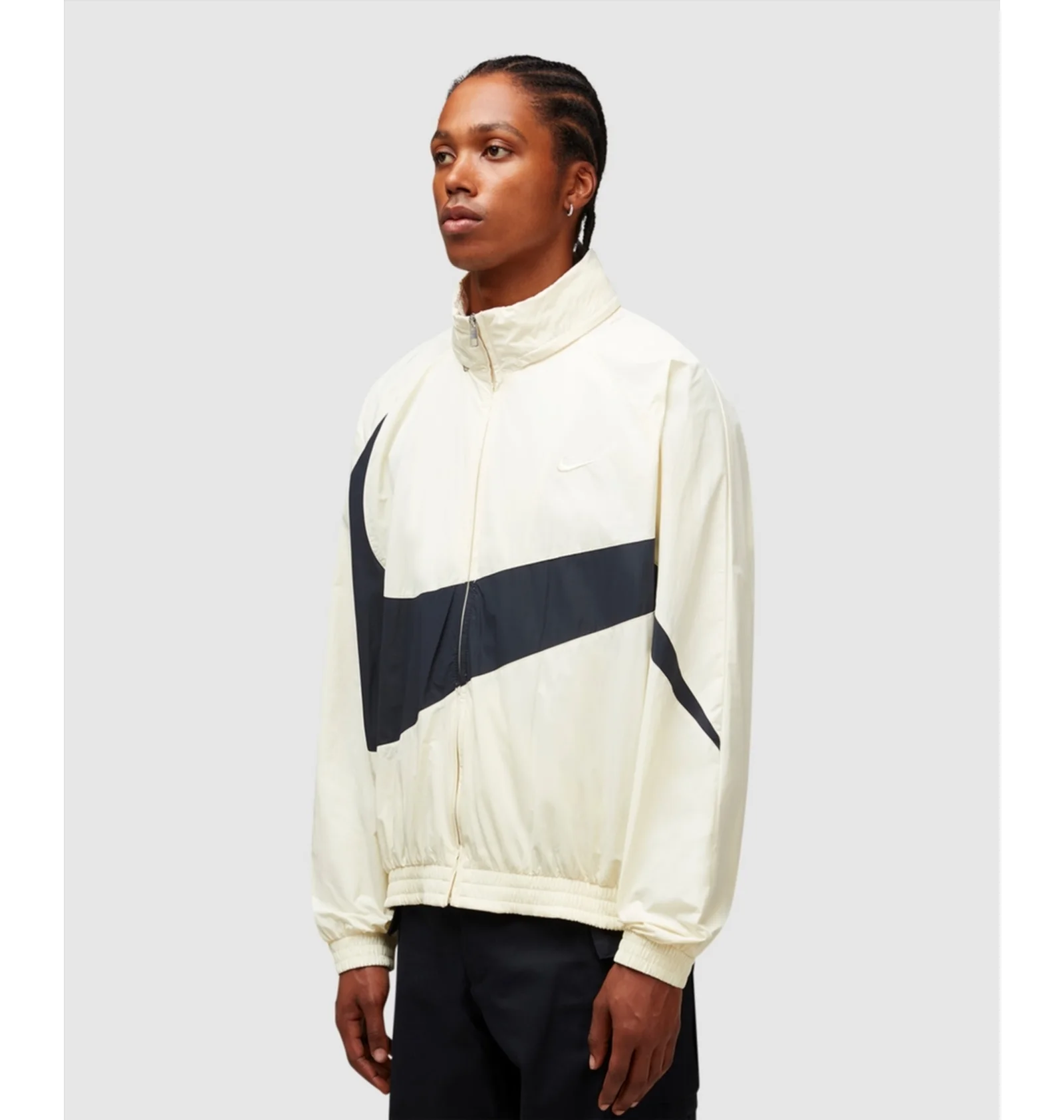 WAKE SL Track Jacket by CCU トラックジャケット3 ᐉ Куртка мужская Nike Swoosh Track Jacket Beige FB7877-113