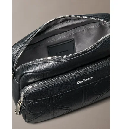 Сумка чоловіча Calvin Klein Embossed Emblem Crossbody Camera Black LV04D3330GUB1