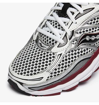 Кросівки чоловічі Saucony Pro Grid Omni 9 White S70739-1