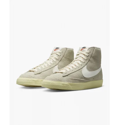 Кросівки жіночі Nike Blazer Mid 77 Vintage Beige Dv7006-001
