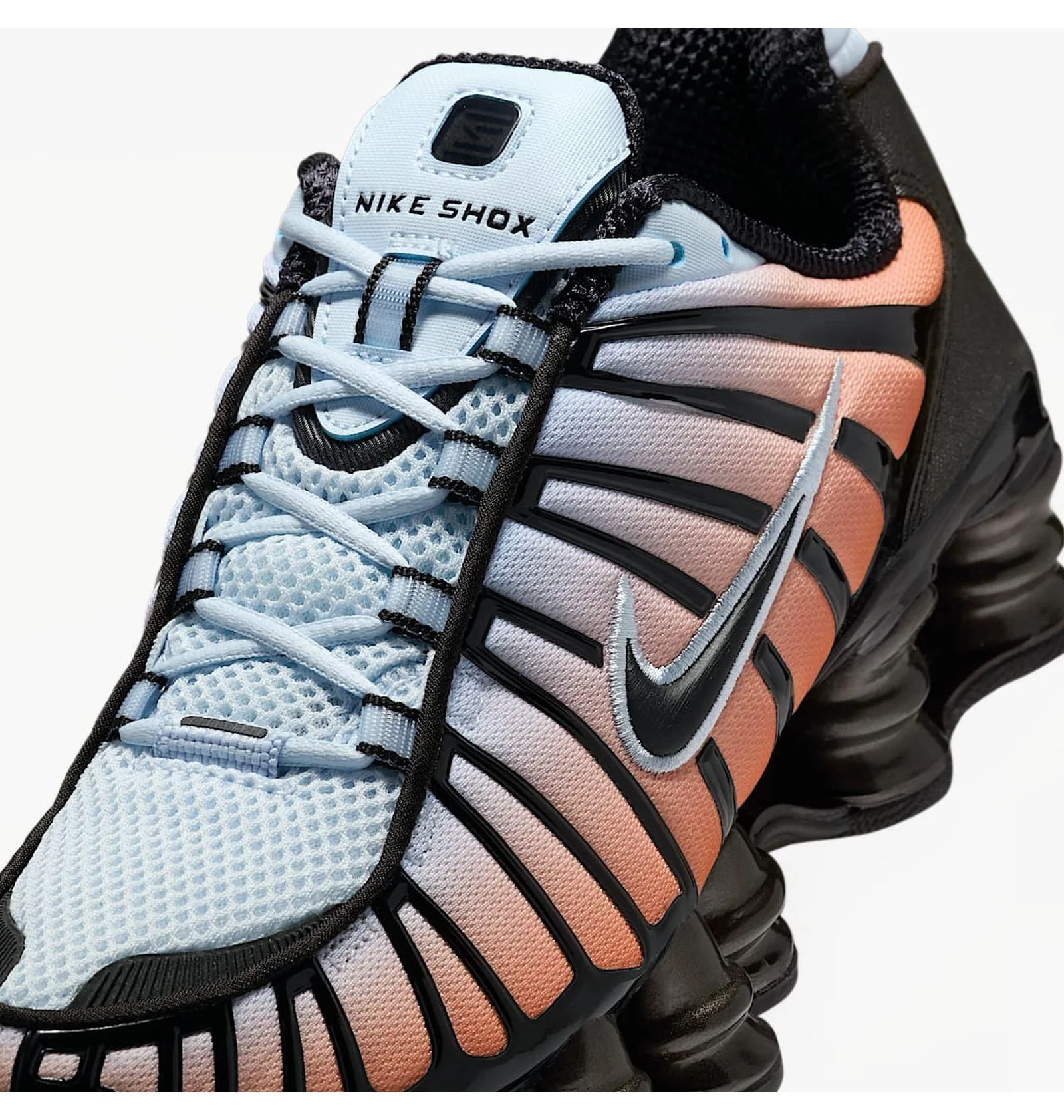 ᐉ Кроссовки женские Nike Shox Tl Light Blue/Peach AR3566-401